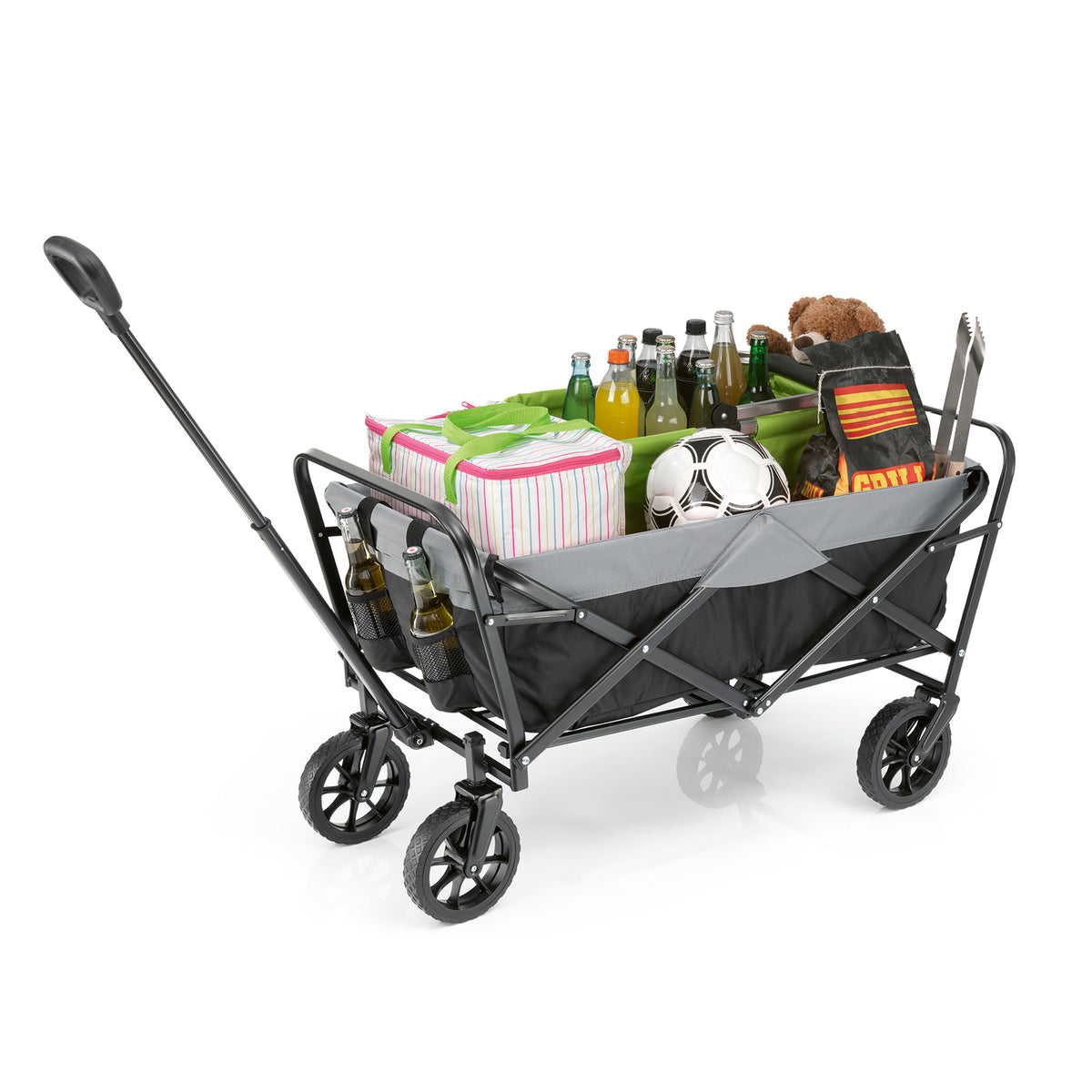 Bollerwagen - faltbar - schwarz/grau mit 360° drehbaren Vorderrädern, Teleskopgriff und robustem Bezug, beladen mit Getränken und mehr.