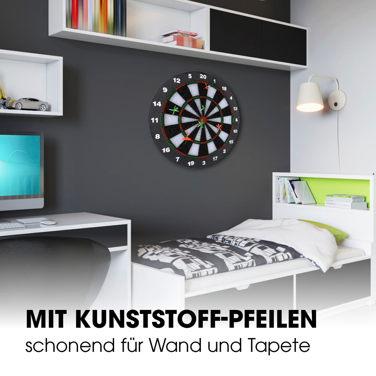 Dartscheibe mit 6 Sicherheitspfeilen mit Kunststoffpfeilen an der Wand im Kinderzimmer