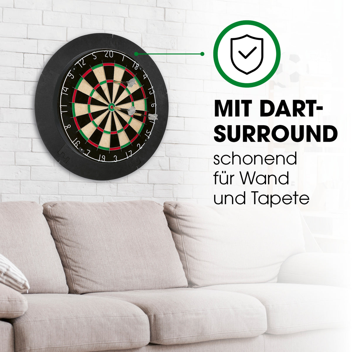 Sisal-Dartscheibe mit schützendem Dart-Surround zur Wandmontage, ideal für spielerischen Schutz von Wand und Tapete.