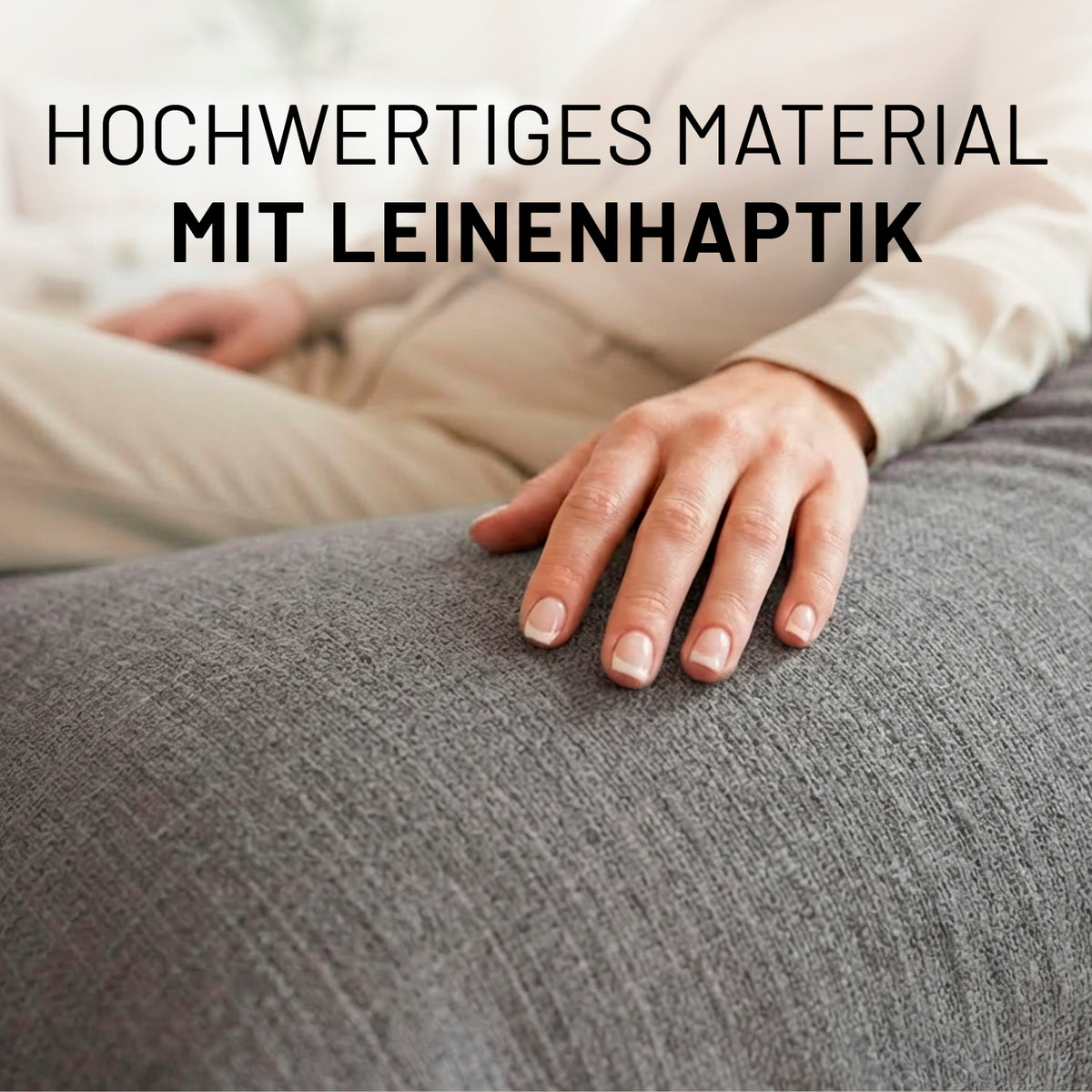 Hand auf Sitzsack Interior Line (370 L) - indoor - Hellgrau mit hochwertiger Leinenoptik und angenehmer Haptik.