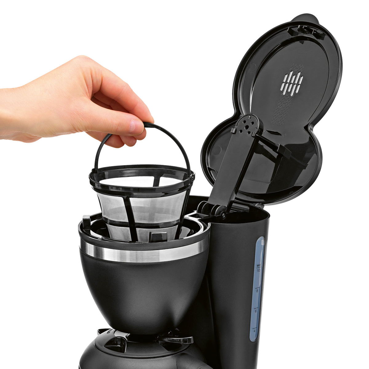 Kaffee & Technik Kaffeemaschine - max. 830 W in Schwarz mit geöffnetem Deckel und herausnehmbarem Filtereinsatz