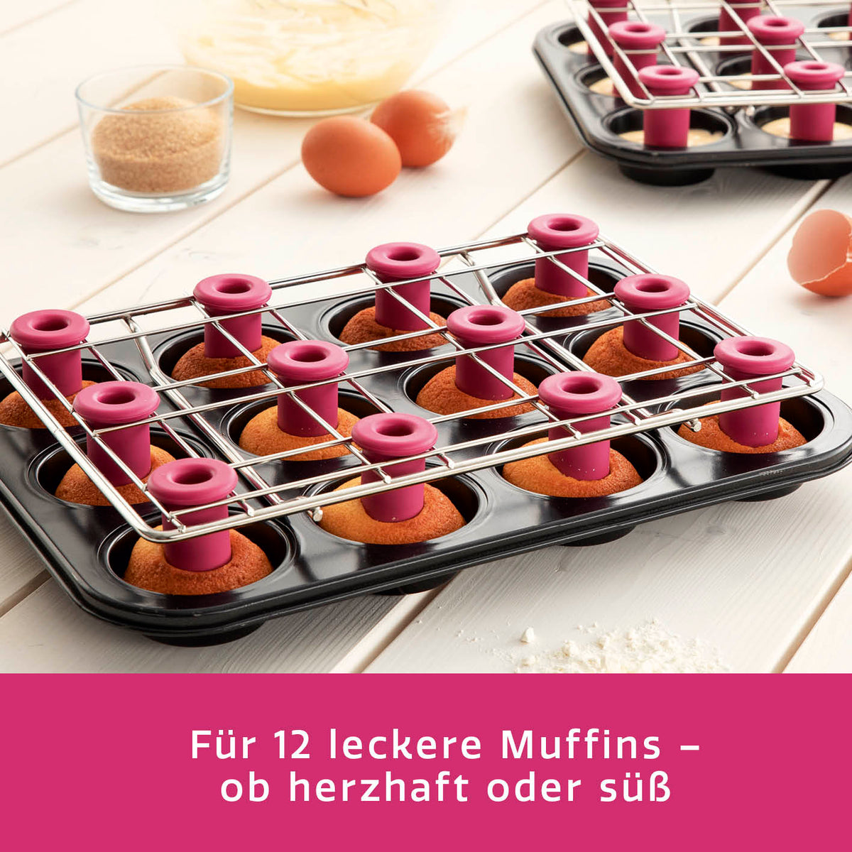 CuCap Backform + Zentrierungshilfe + Silikon-Backförmchen für zentrales Backen und stabile, aufgegangene Muffins im Backofen.