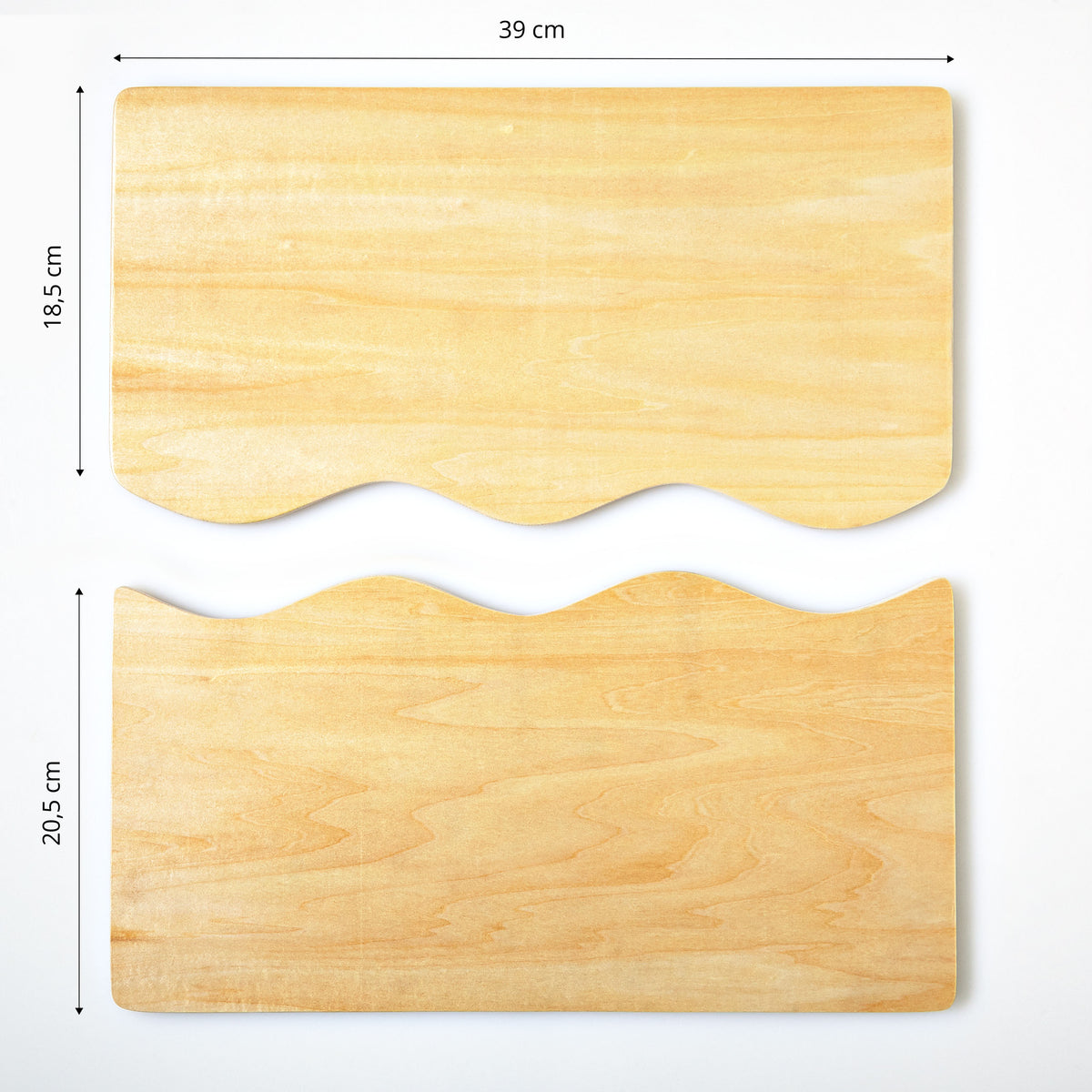 Familienaufstellung Familienbrett Systembrett Set aus Holz – zwei Holzplatten mit Wellenkante, 39x18,5 cm und 39x20,5 cm.
