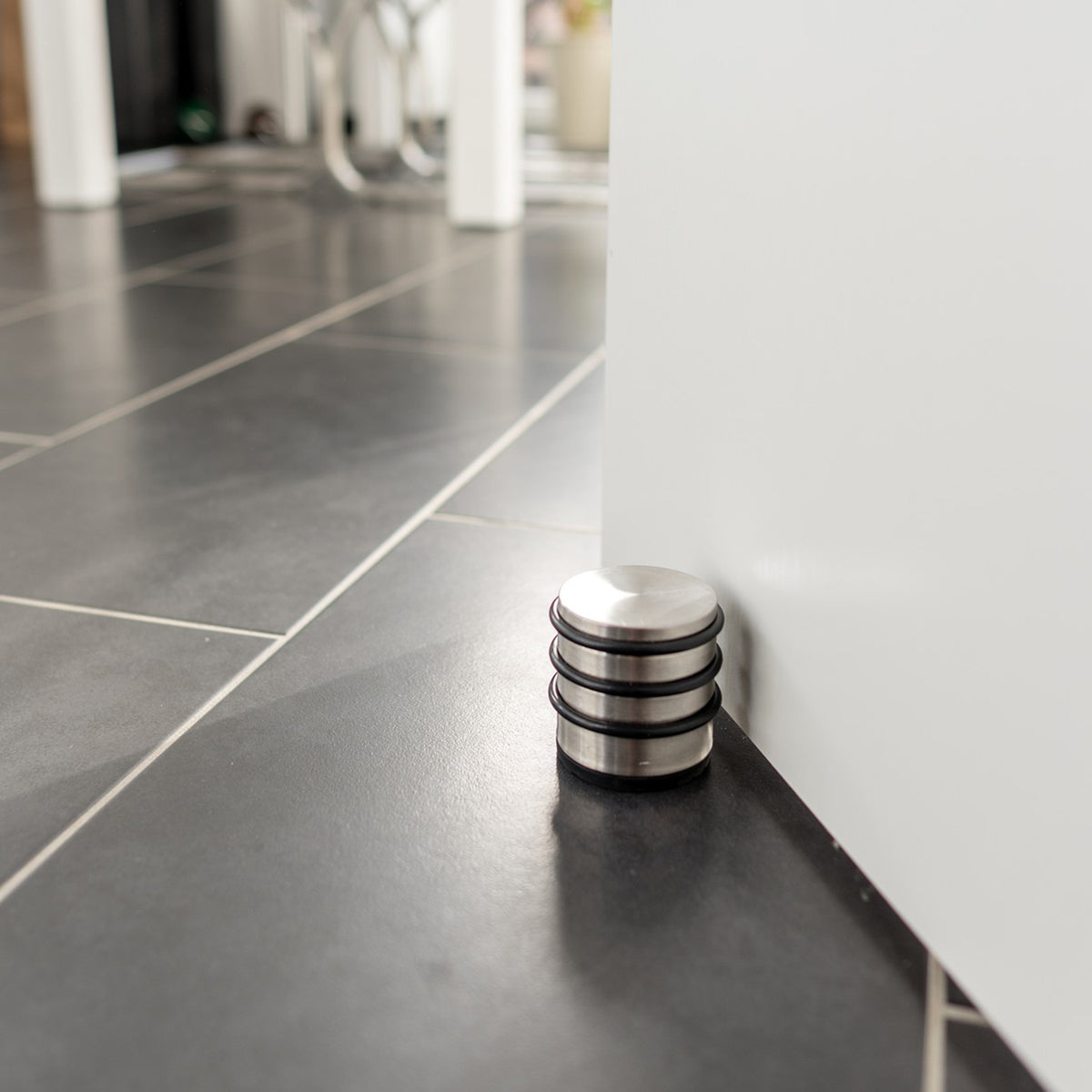 Edelstahl Türstopper Chrom-Design hoch 4 Stück mit drei Gummiringen und rutschfester Gummifläche für jeden Boden.