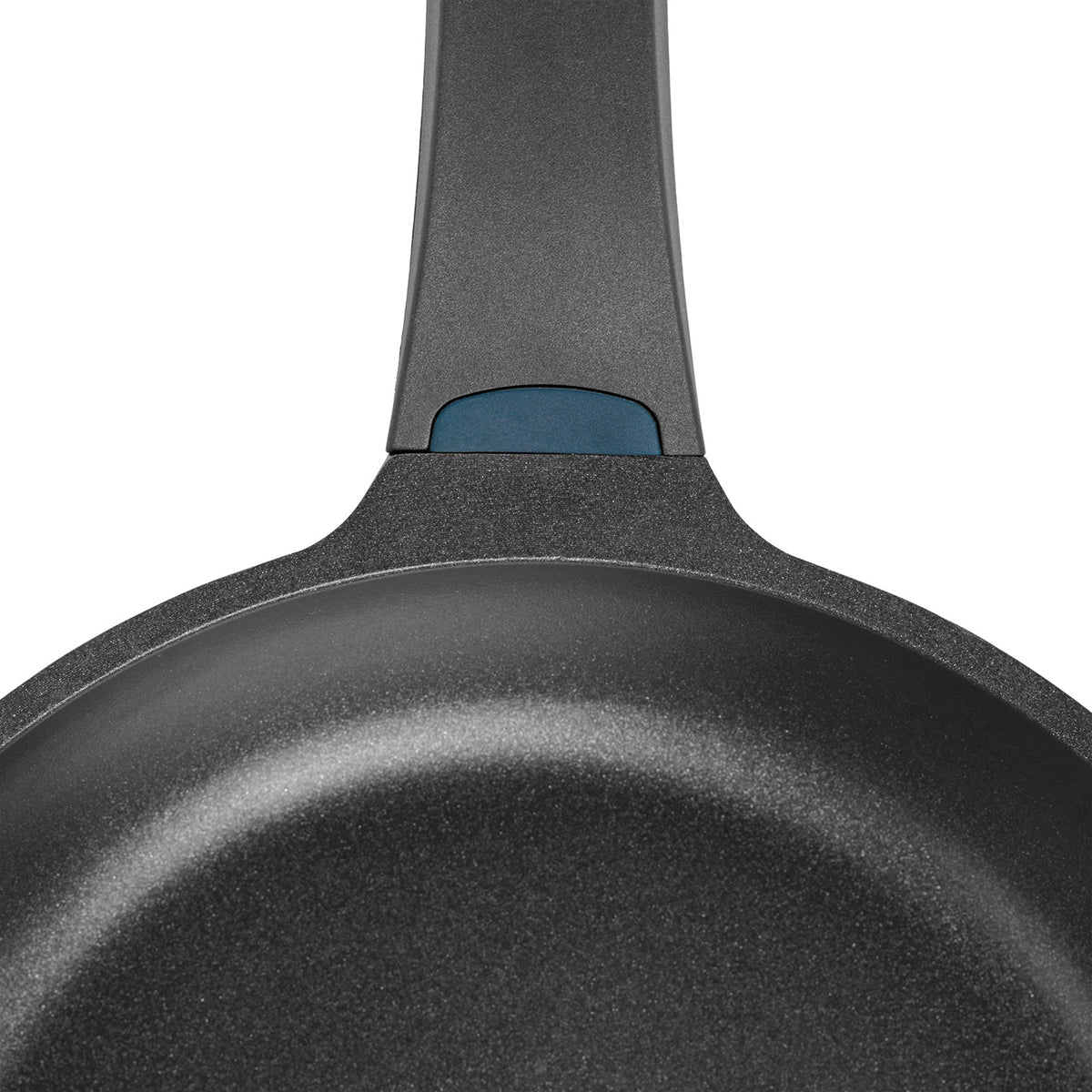 Aluguss-Topf- und Pfannen-Set - 8-teilig - Midnight Edition, hochwertige Aluguss-Pfanne mit Ilag-Ultimate-Beschichtung, für alle Herdarten geeignet.