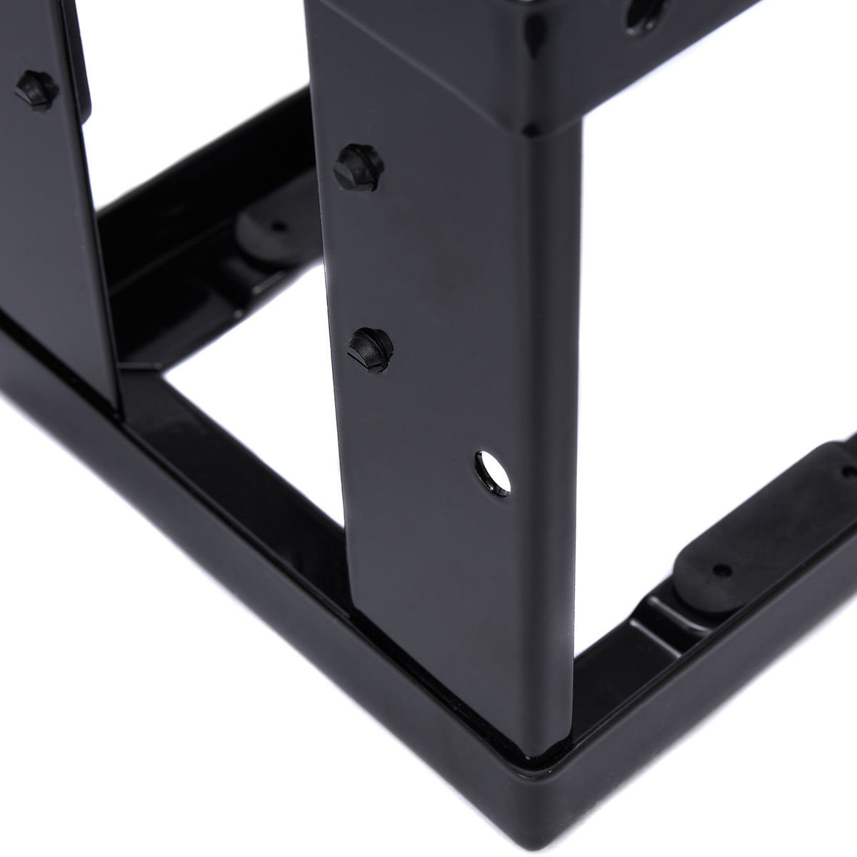 Kanisterhalterung für Kraftstoffkanister Metall 10l schwarz, stabile Metallhalterung mit Gummipolsterung, abschließbar, Maße ca. 293x174x377 mm.