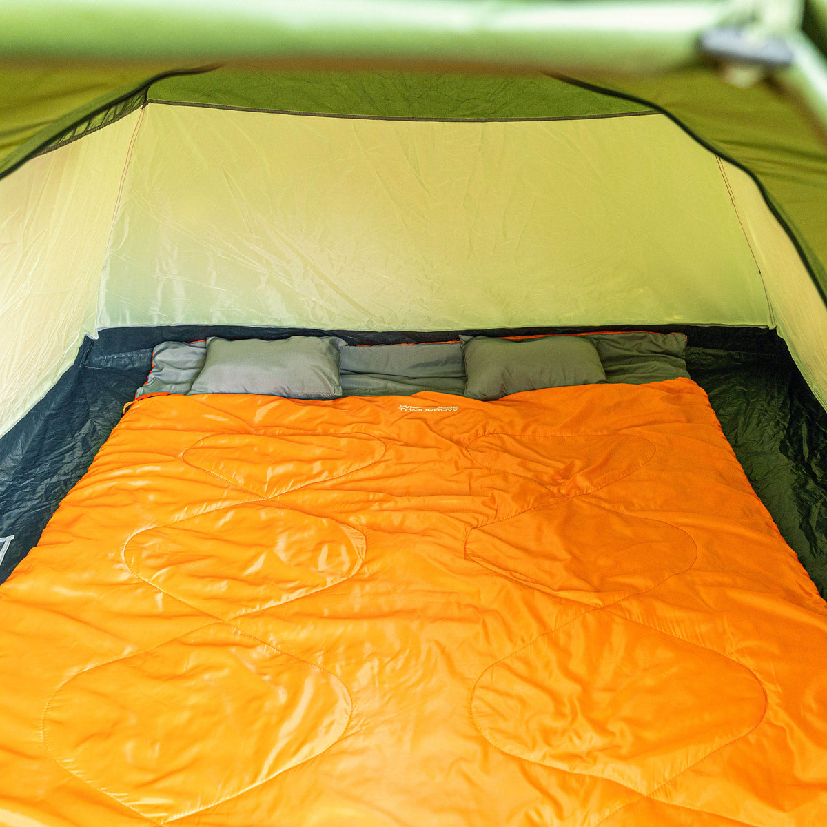 Doppelschlafsack mit Tragetasche - 2-Personen Schlafsack 190x150 cm Rosé, wasserabweisend, ideal für Camping im Zelt.