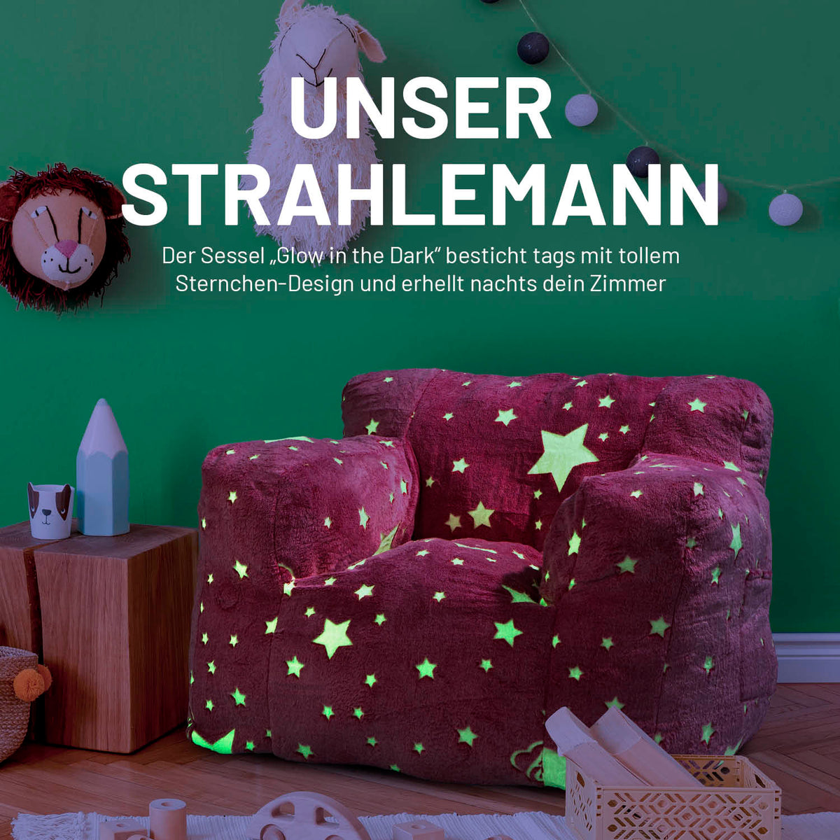 Kinderzimmer mit dem Sessel „Glow in the Dark“ - Pink mit leuchtendem Sternen-Design für magische Lichtmomente im Dunkeln.