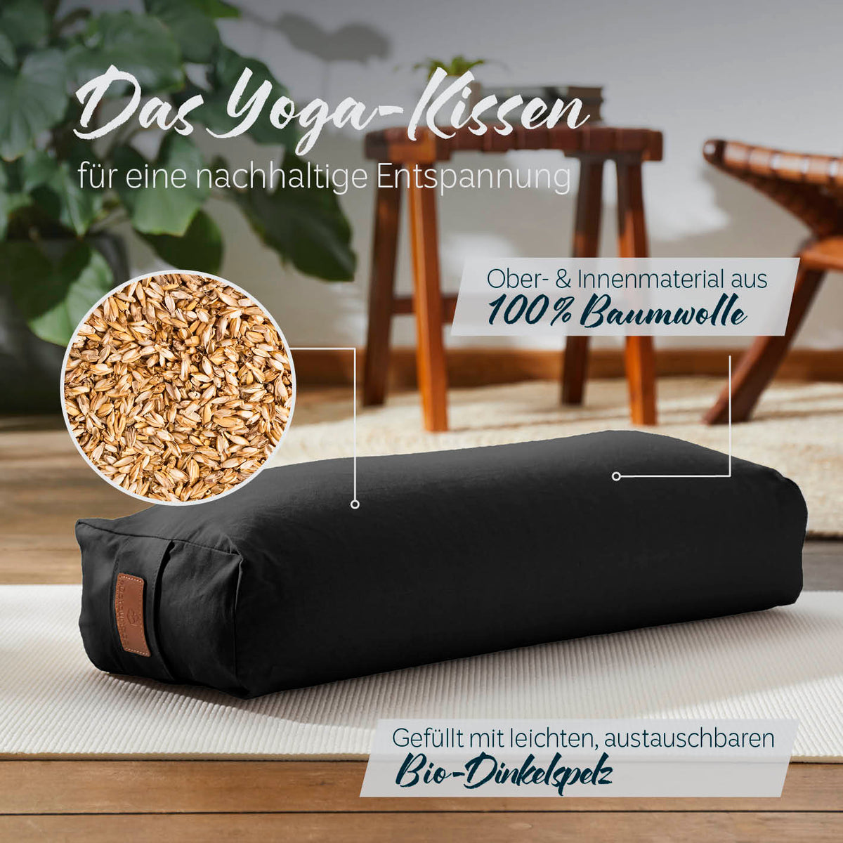Yoga-Bolster Paravati - gefüllt mit Bio-Dinkelspelz, schwarzes Kissen aus 100% Baumwolle für nachhaltige Yoga-Praxis.