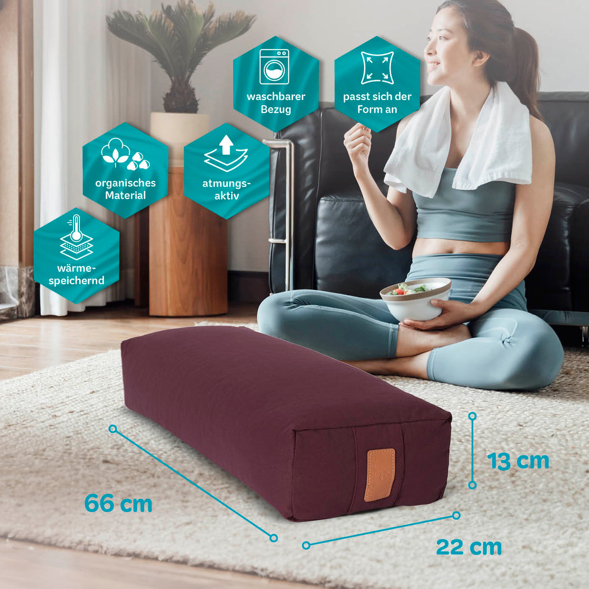 Yoga-Bolster Paravati gefüllt mit Bio-Buchweizenschalen, 67 x 22 x 13 cm, Bordeaux, waschbarer Bezug, anpassbar, atmungsaktiv.