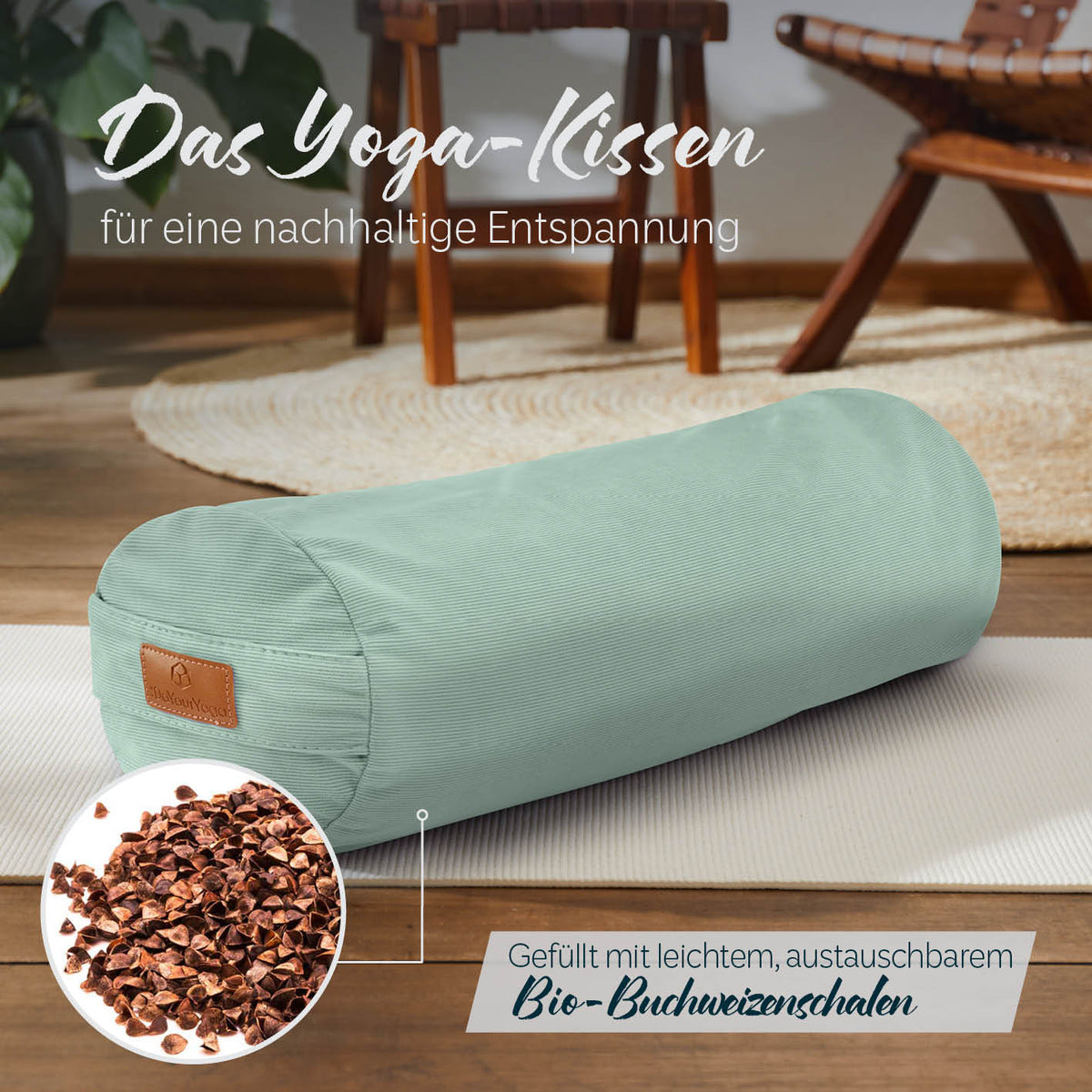 Yoga-Bolster Tarik - gefüllt mit Bio-Buchweizenschalen - 68 x 22 x 22 cm - Pastellgrün mit sichtbarer Schalenfüllung