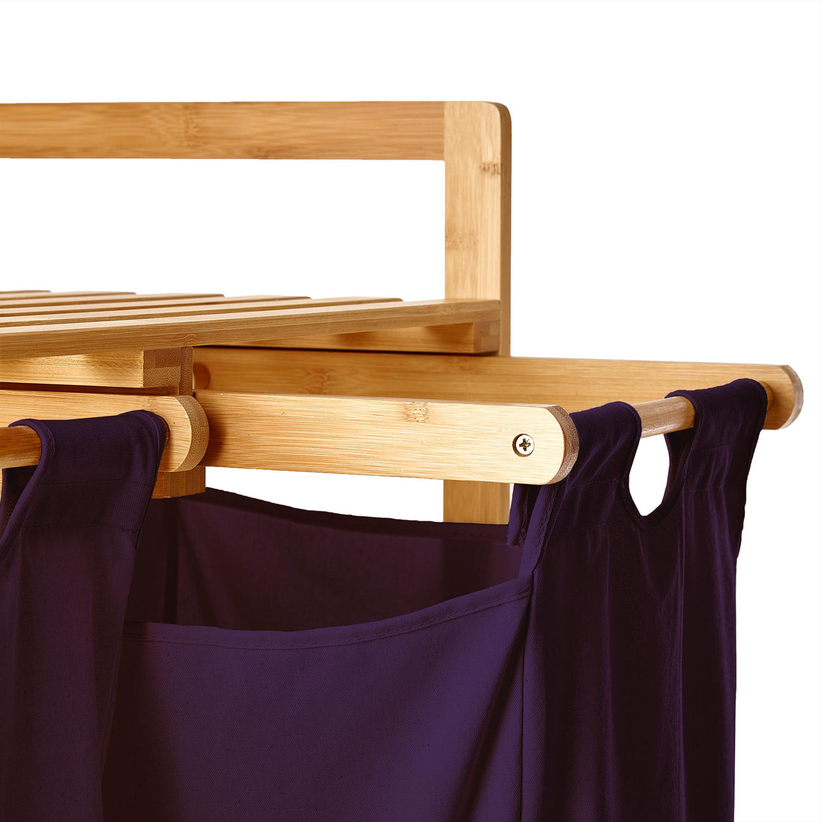 Bambus Wäschekorb mit 2 ausziehbaren lila Wäschesäcken, 73 x 64 x 33 cm, stabil, pflegeleicht und geräumig für mehr Ordnung.