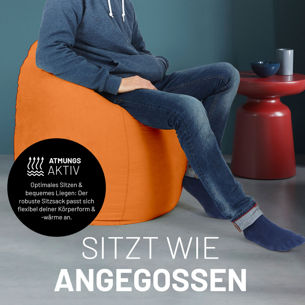 Luxury XL PLUS Sitzsack (220 L) - indoor - Orange passt sich flexibel der Körperform an für komfortables Sitzen und Liegen.