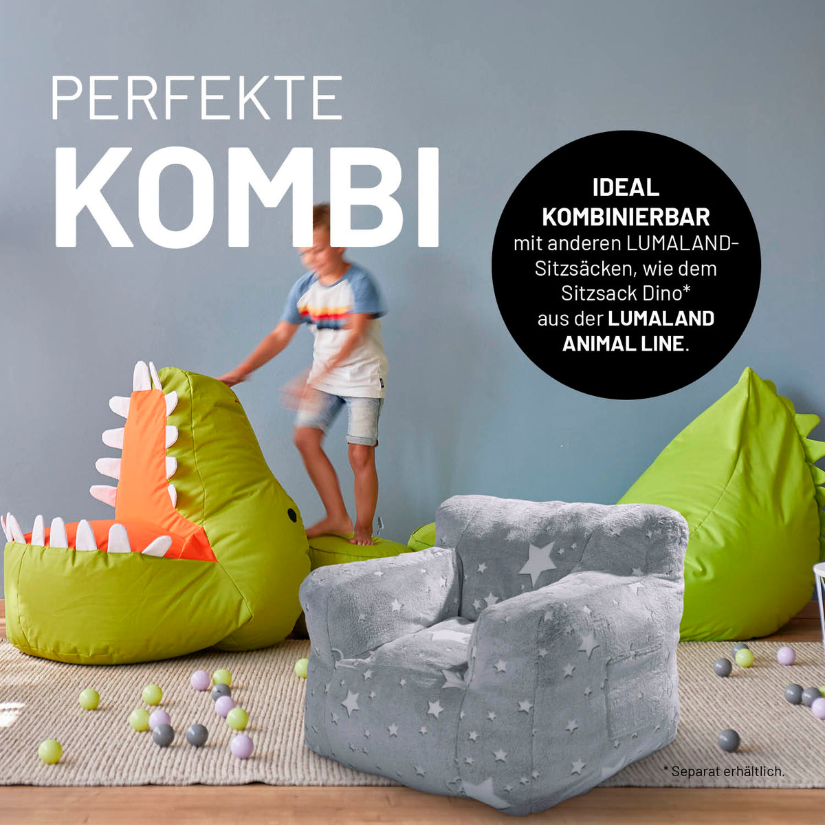 Sessel „Glow in the Dark“ - Grau mit Sternenmuster, weich, pflegeleicht und mit praktischer Seitentasche für Kinderzimmer.