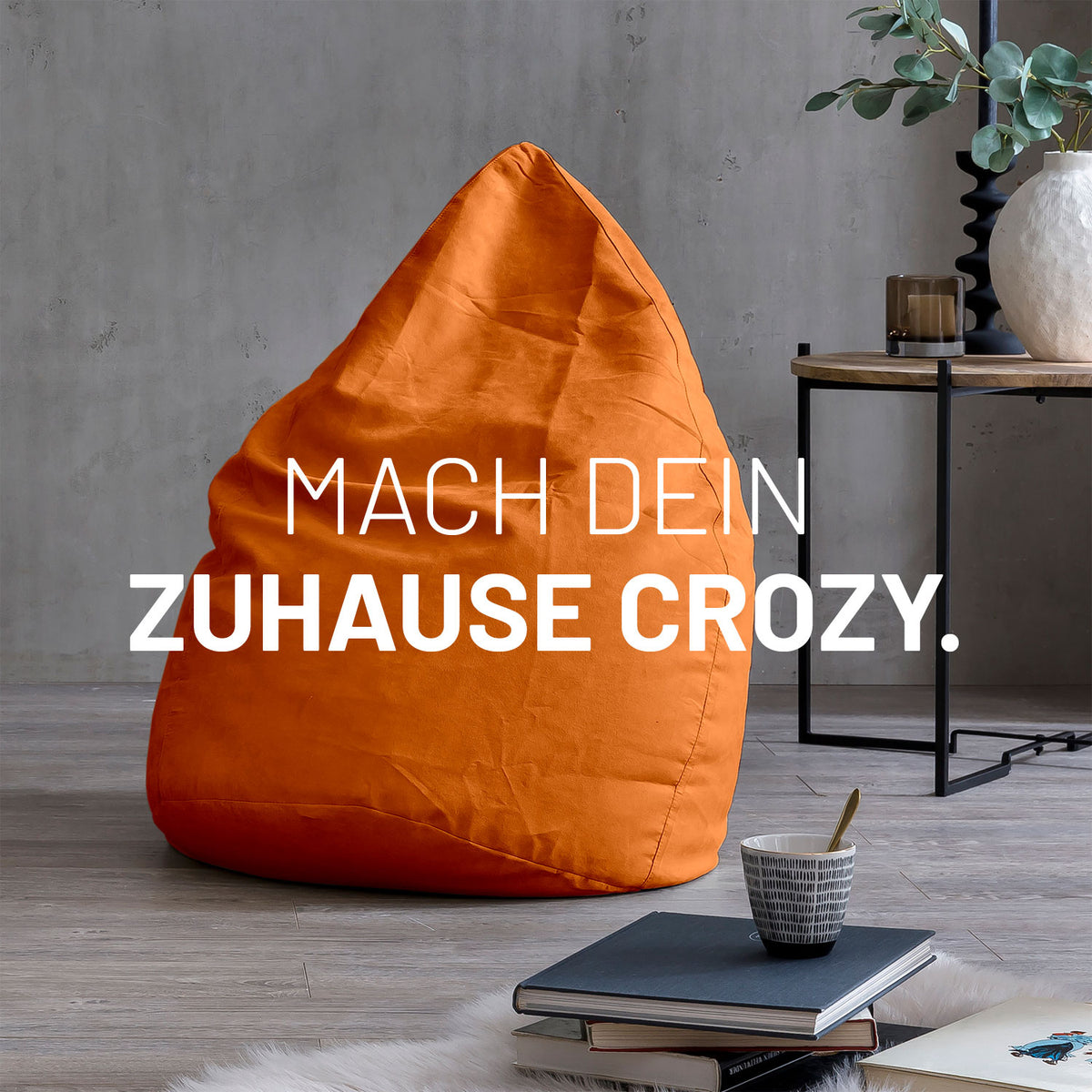Luxury XL Sitzsack (120 L) in Orange von Lumaland als stylischer und bequemer Sitzsack für modernes Wohnen.
