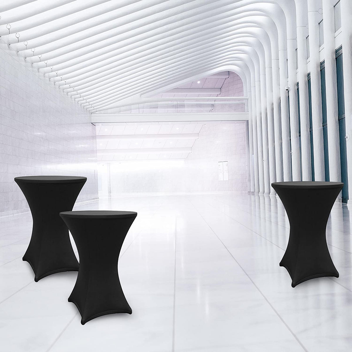 Schwarze Stehtischhusse Ø 70-75 cm, passgenau, abwischbar, langlebig, maschinenwaschbar, eleganter klassischer Look für Innen und Außen.